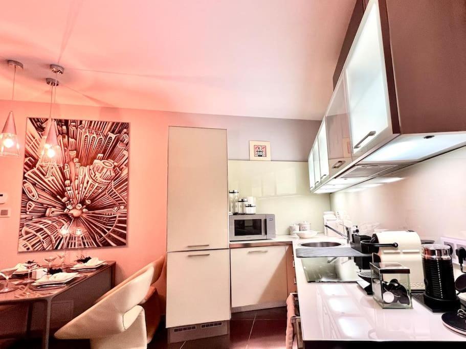 Hilltop Views, Design - Buda Hills - Free Garage, Private Garden, Ac Будапешт